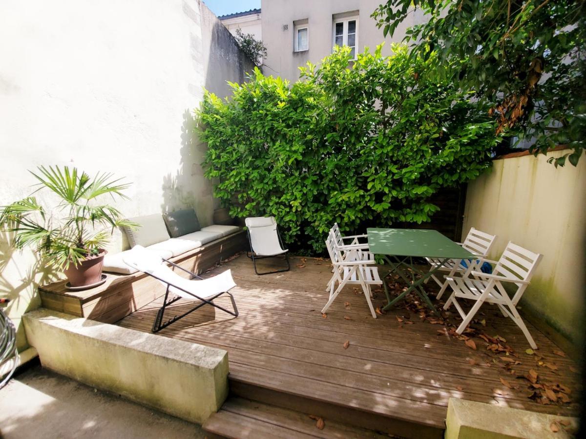 La Maison De Ville 76M2 Avec Terrasse De 22M2 拉罗歇尔 外观 照片